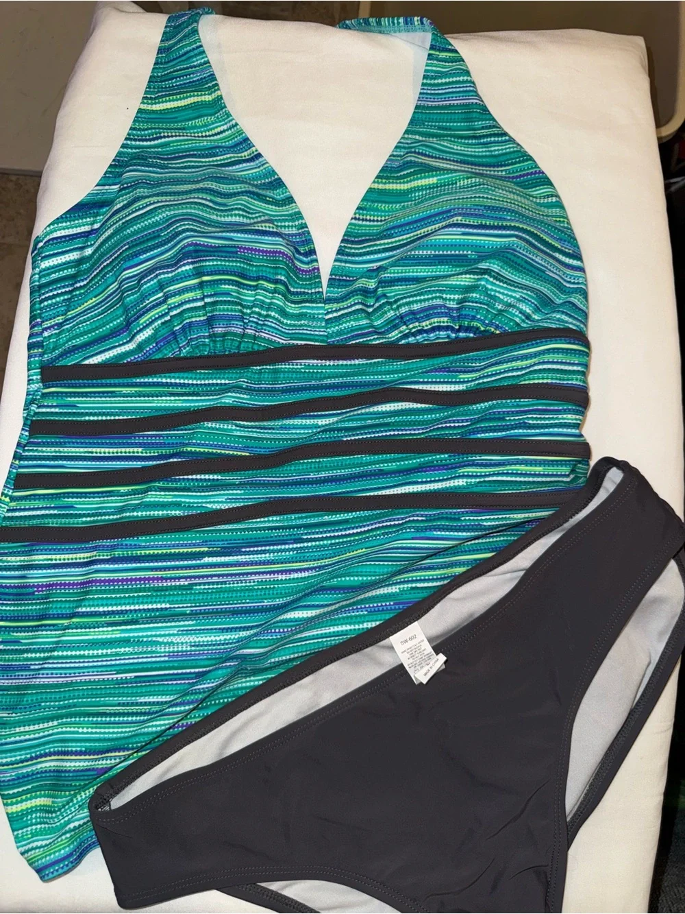 Women's Teal & Blue Striped Padded Tankini with Black Bikini Bottoms nwt